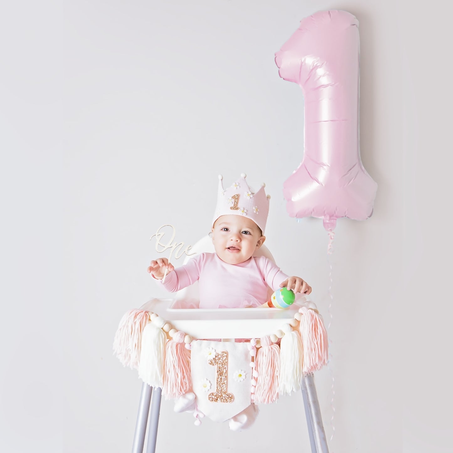 First Birthday Party Box - Pink Daisies